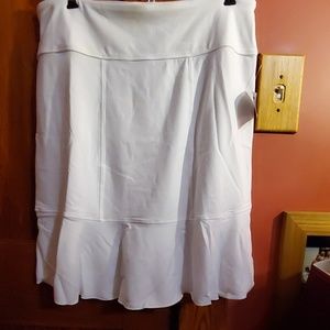 Athleta super comfy, cute skirt